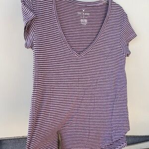 Old Navy Purple Striped V-Neck Tee